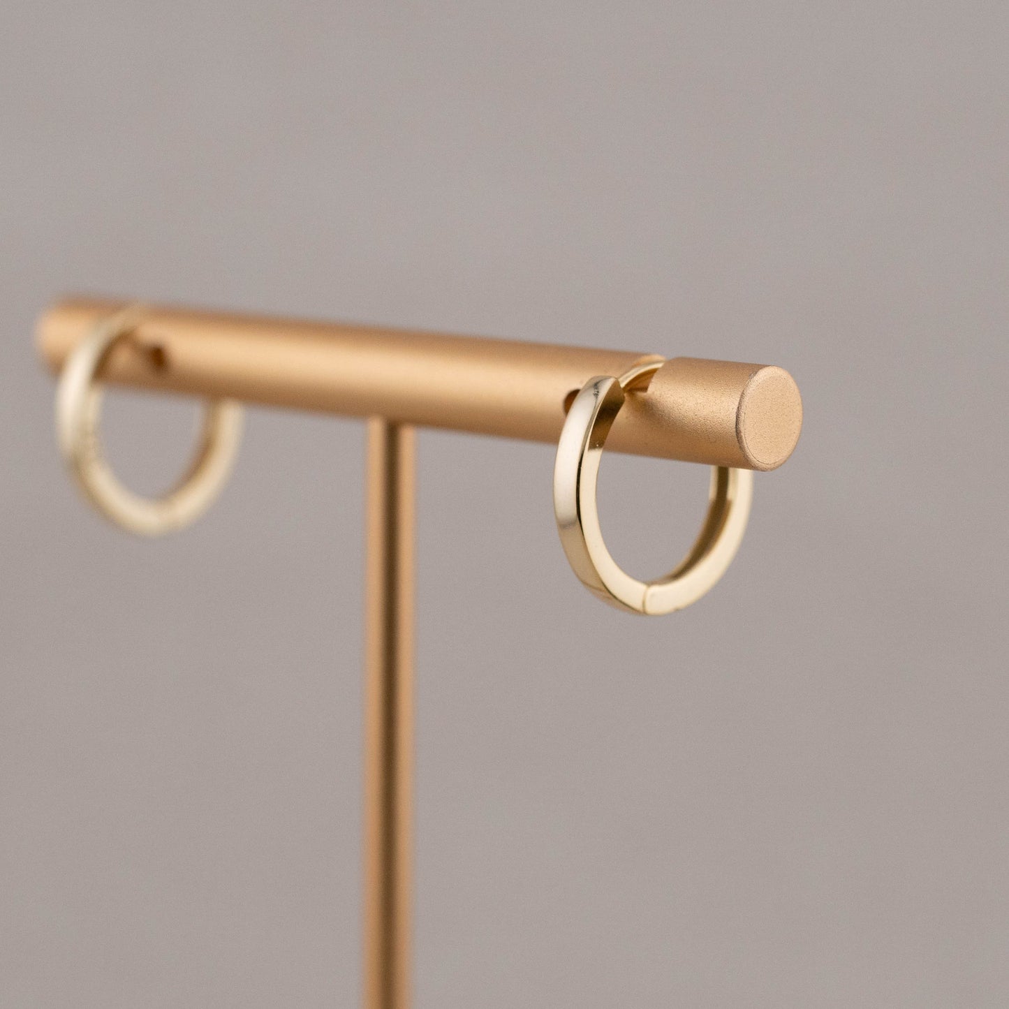 Stacking huggie hoop earrings set