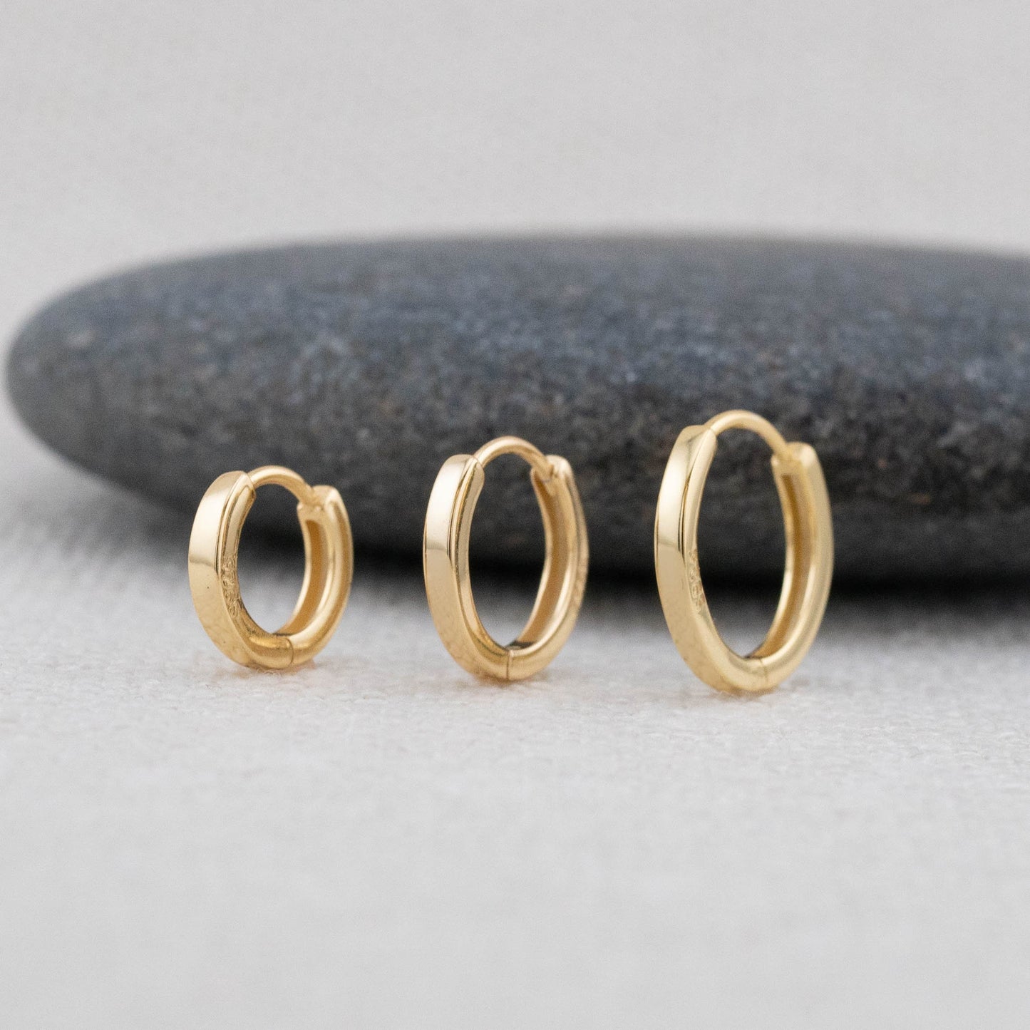 Stacking huggie hoop set