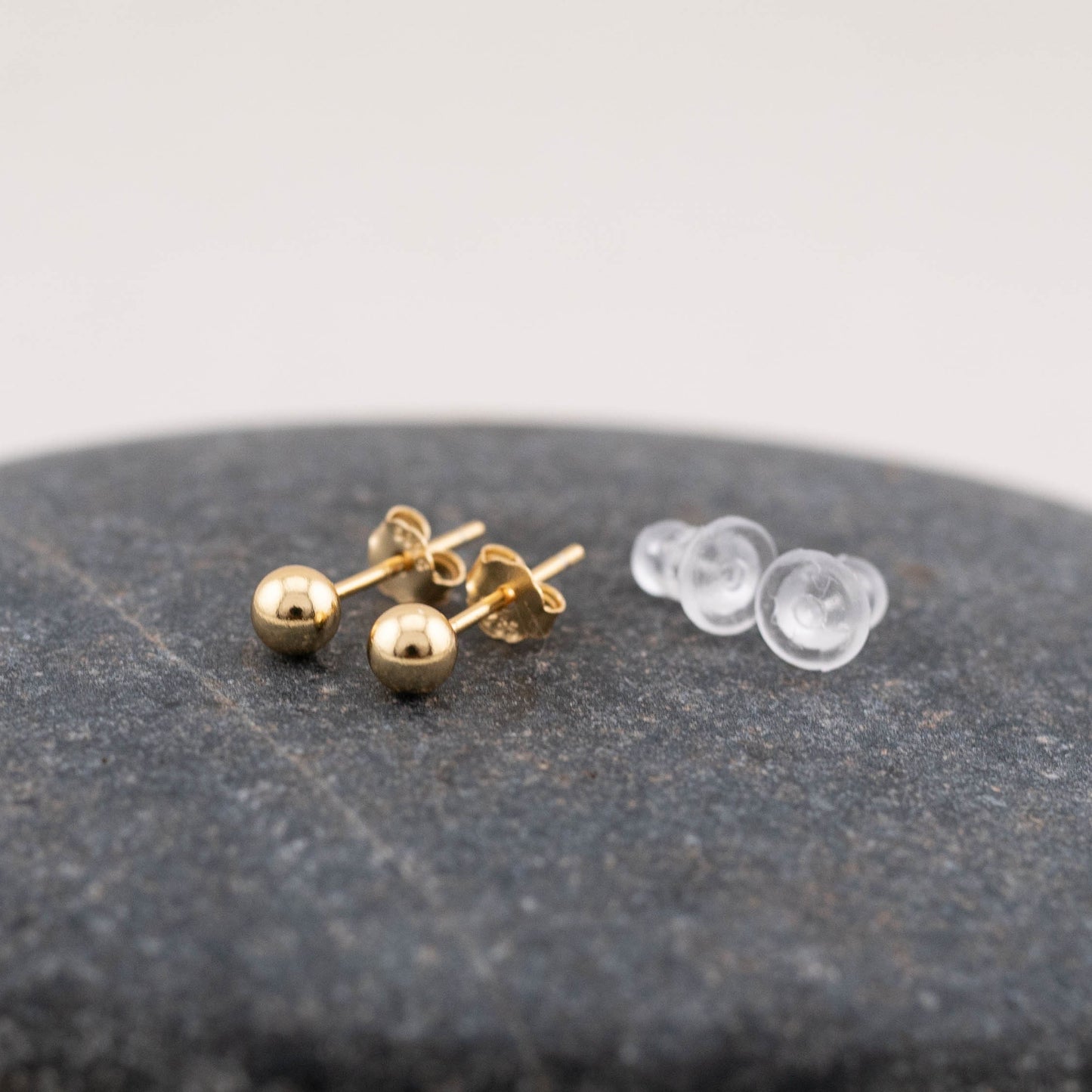 Tiny stud ball earrings set