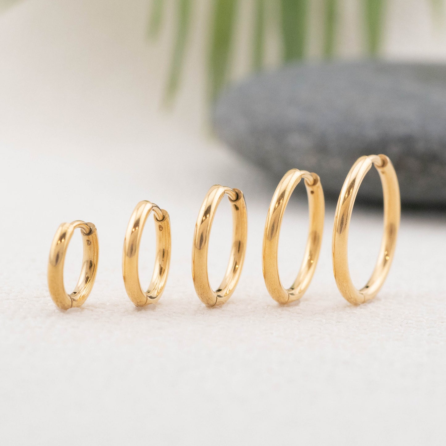 3 pairs gold hoop earrings set