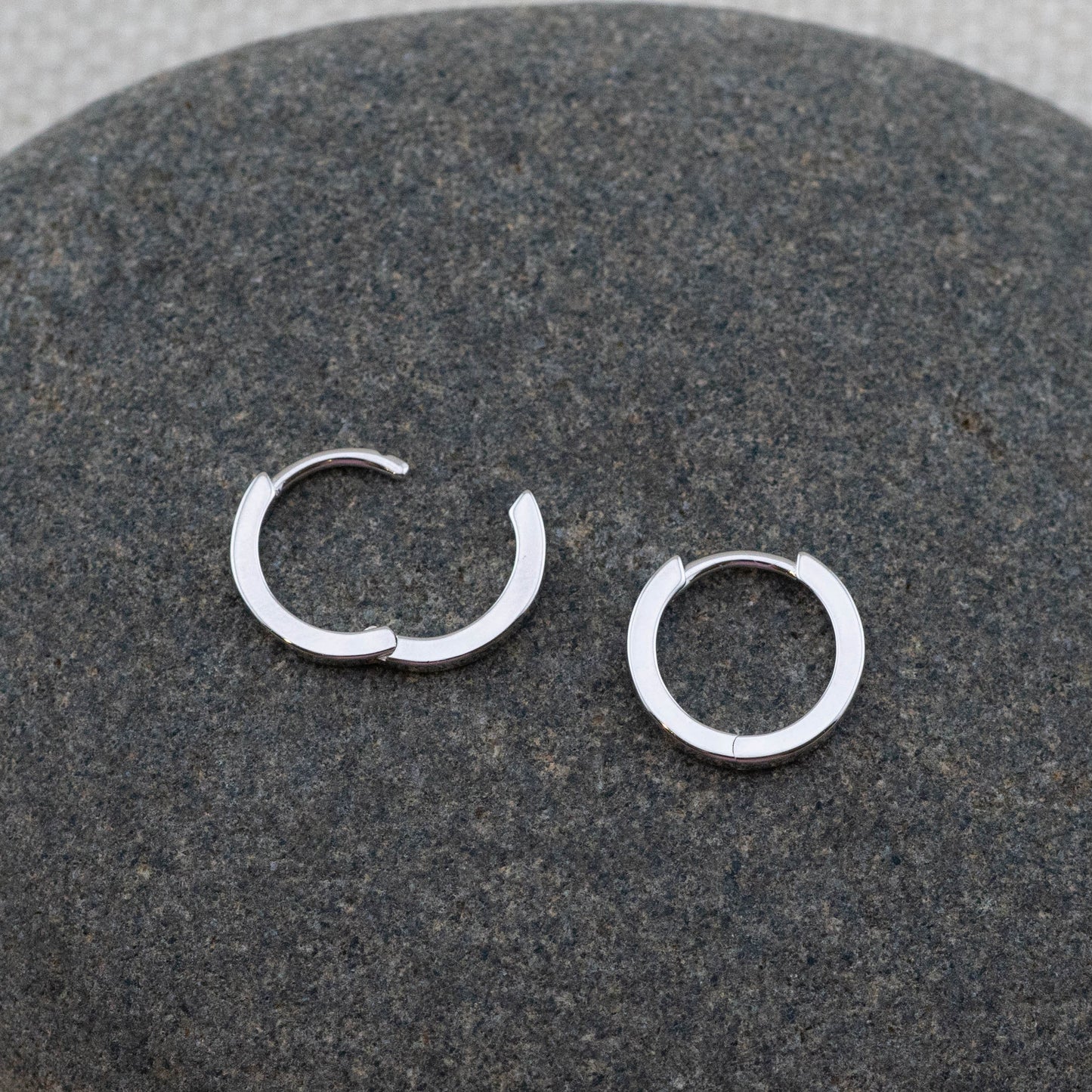 Everyday hoop huggies set