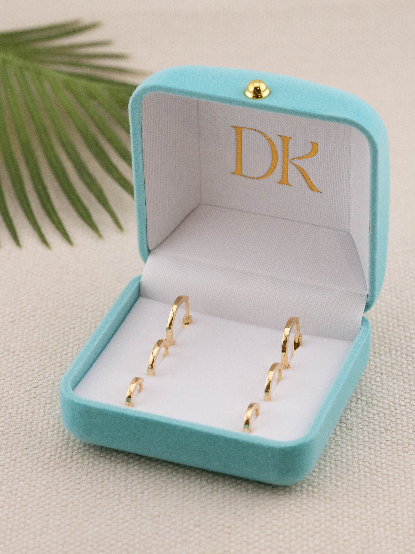 Everyday hoop huggies set