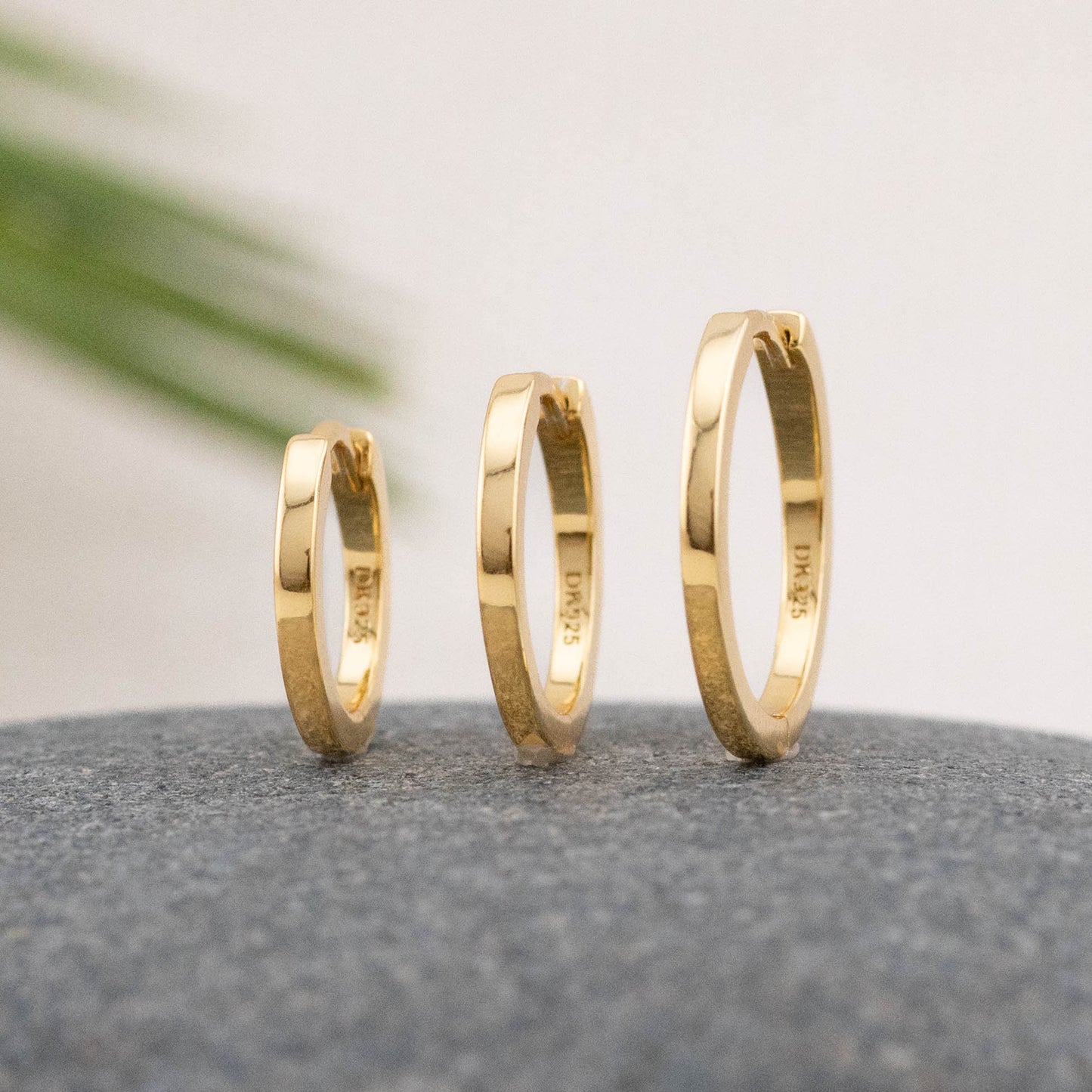 Everyday hoop huggies set