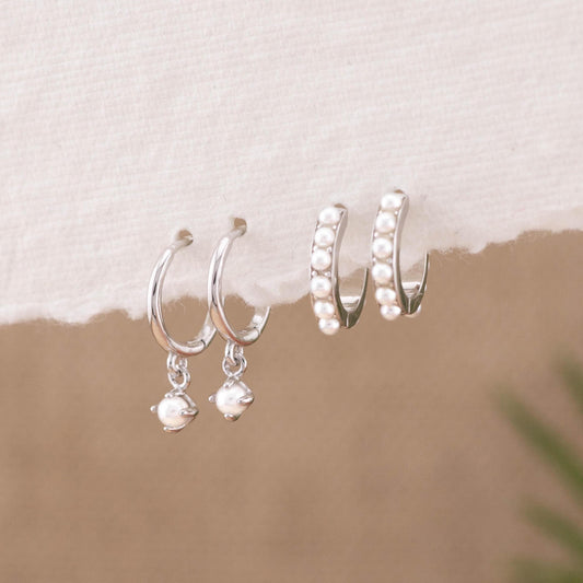 Pearl huggy earrings gift set