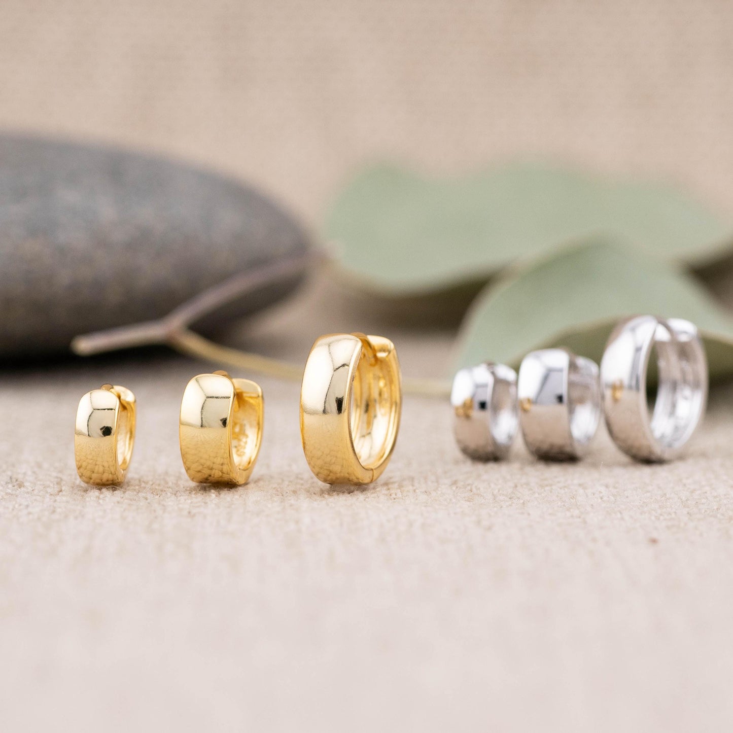 Tiny chunky huggies set