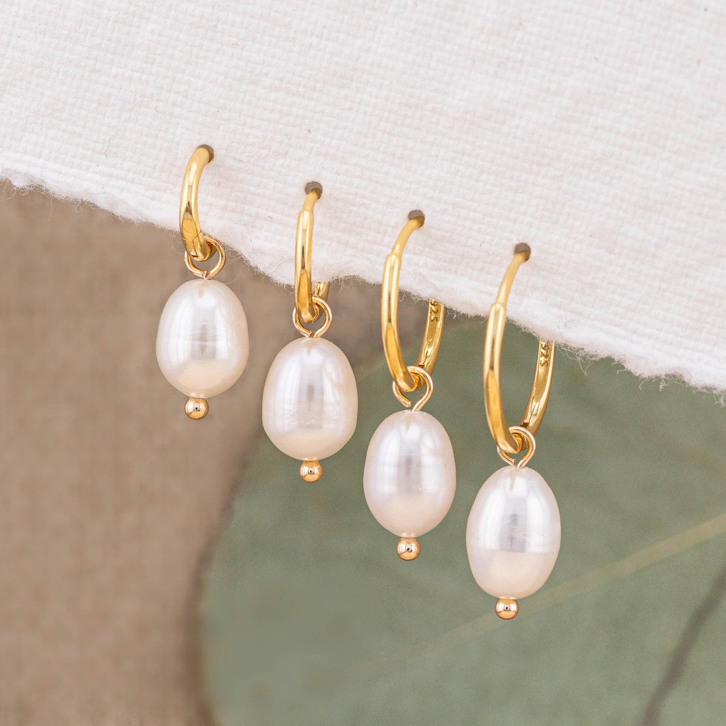 Freshwater pearl earrings set