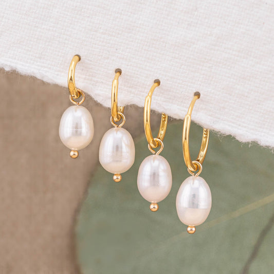 Freshwater pearl earrings set